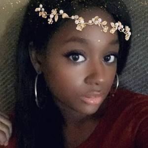 Meet your Posher, Jazmine